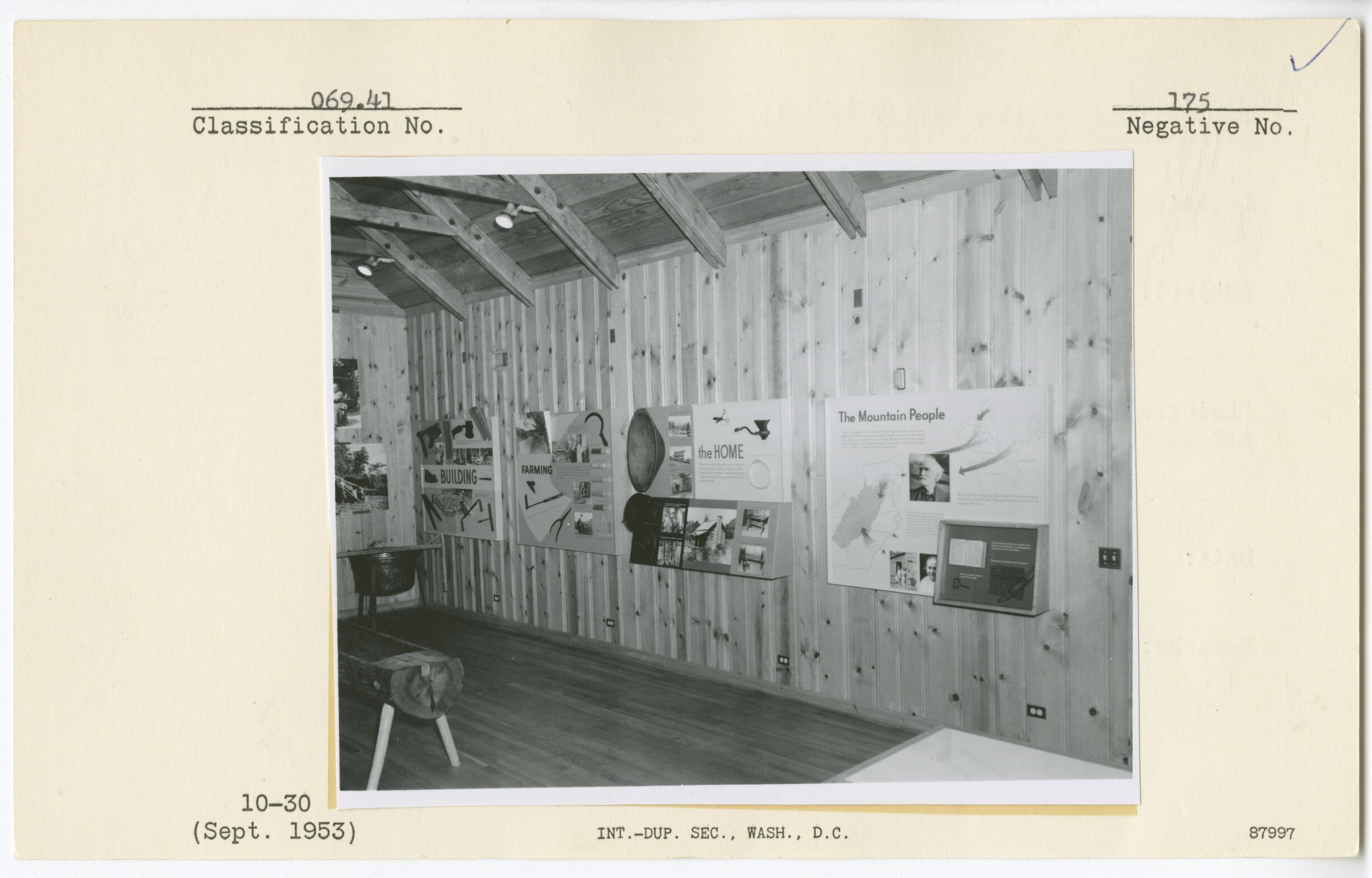 Visitor Center Exhibits