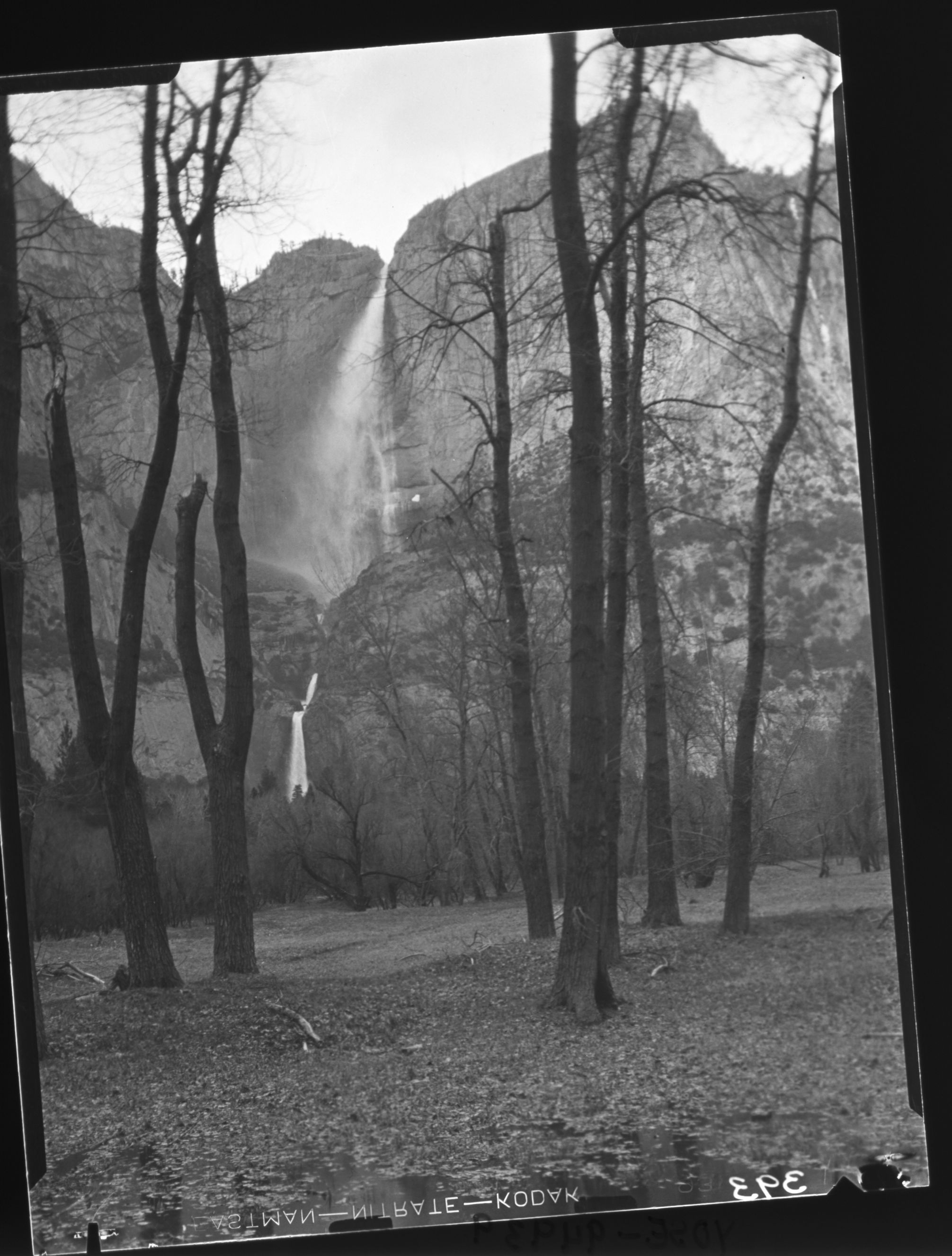 Falls from a distance.