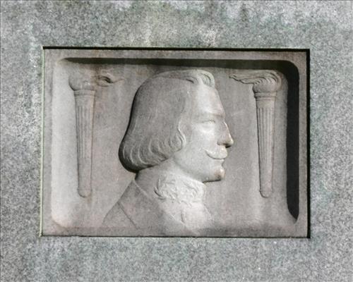 United Daughters of the Confederacy Monument at Shiloh National Military Park in May 2004