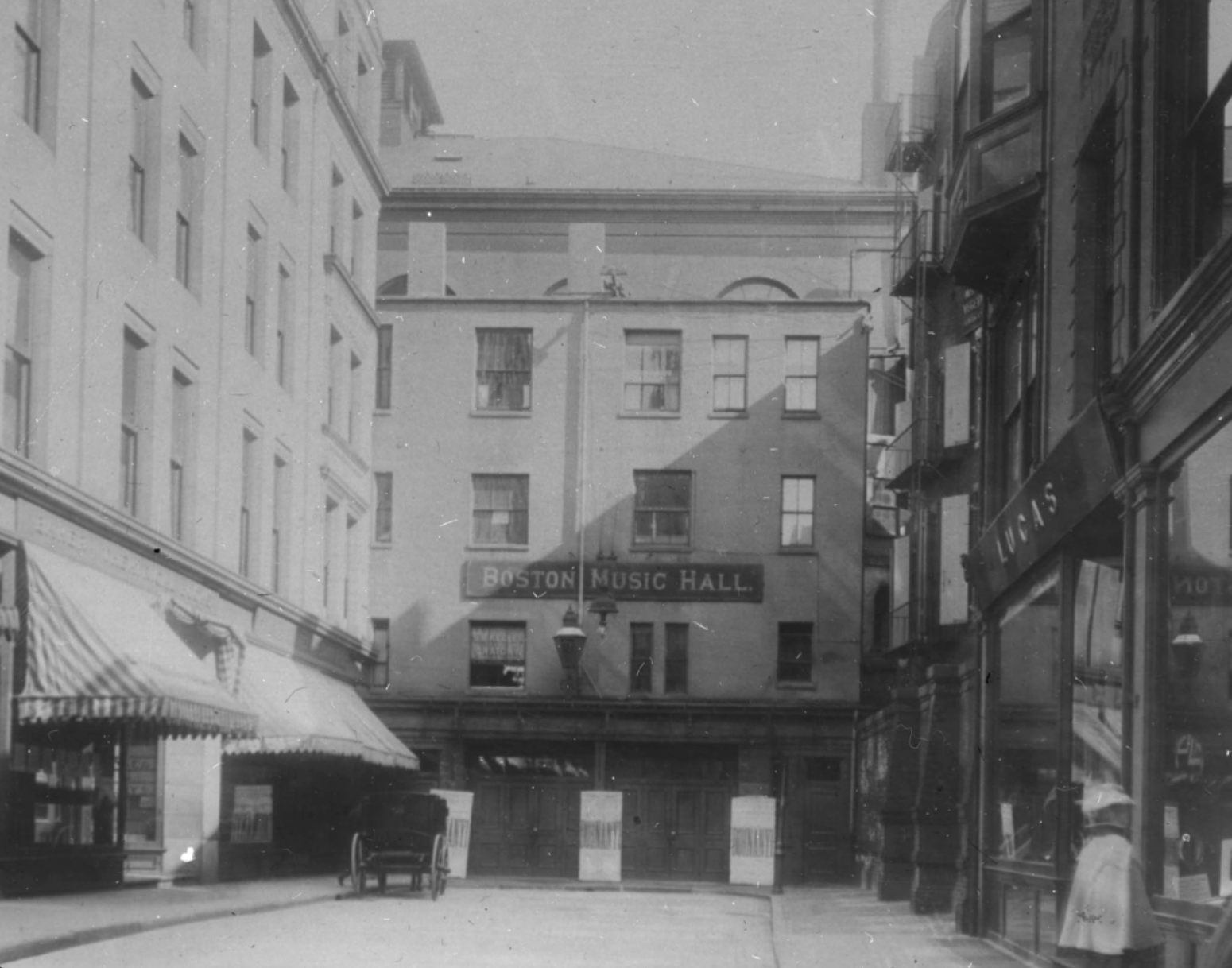 Facade of Music Hall on Hamilton Place, after 1852.