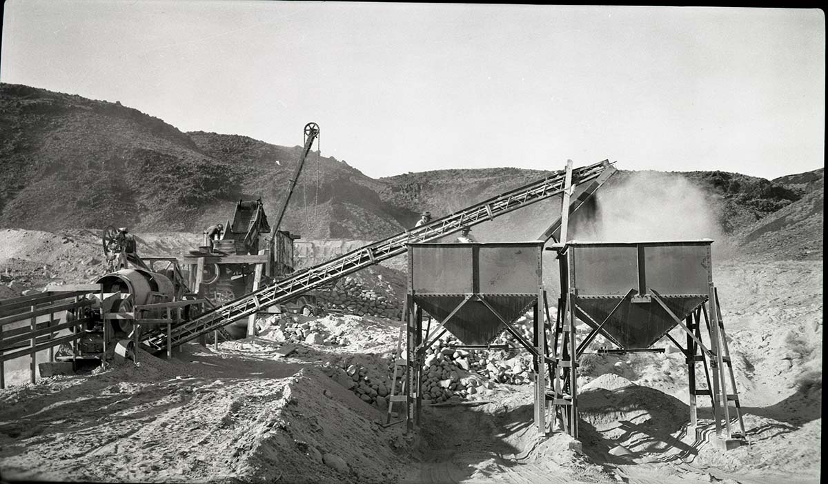 Gravel crushing operations at pit below Rockville.
