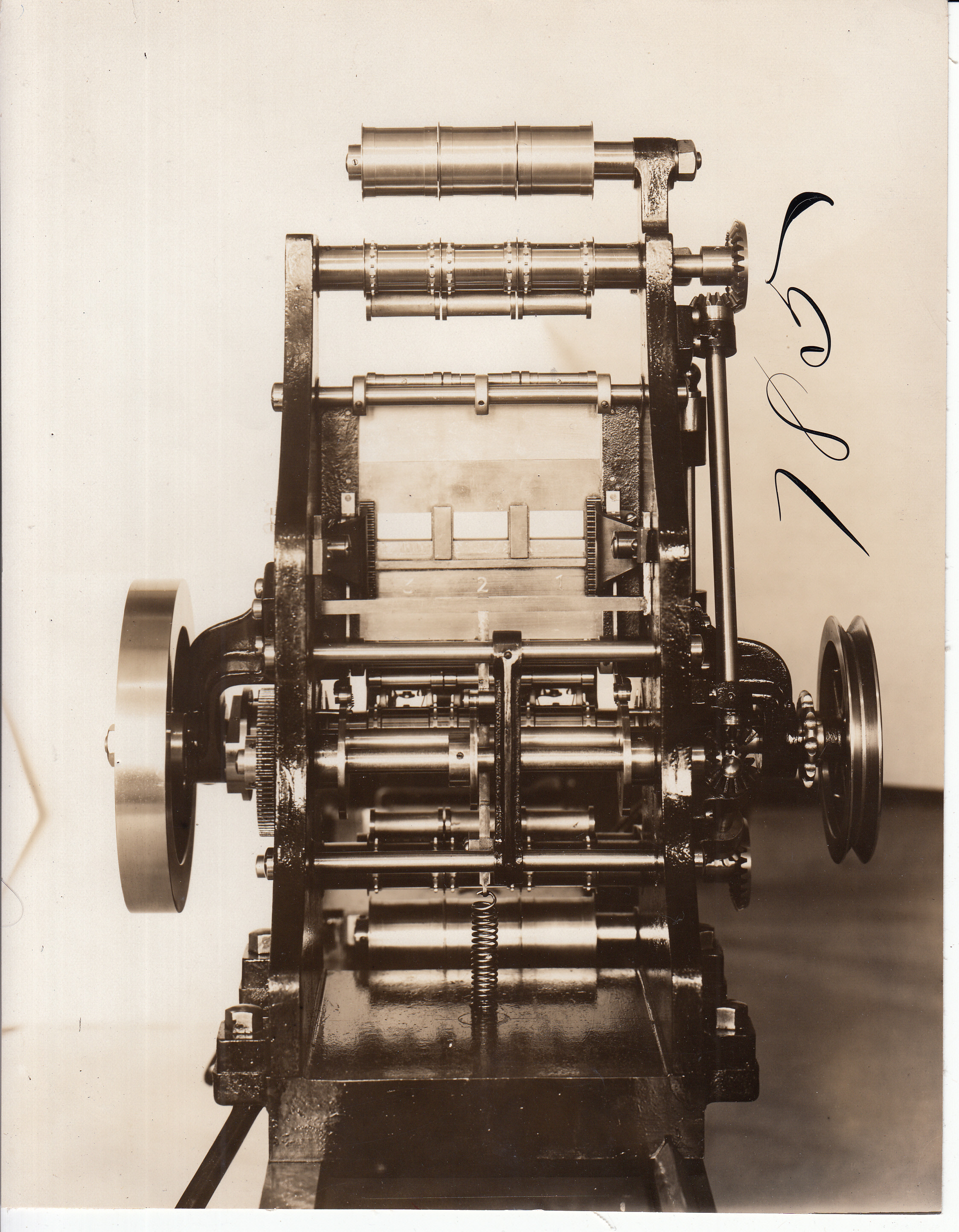 Edison home projecting kinetoscope, printer, negative head, rear.