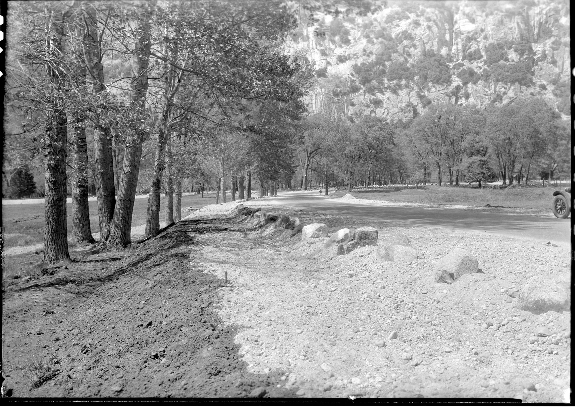 Meadow Road Shoulders and Footpaths