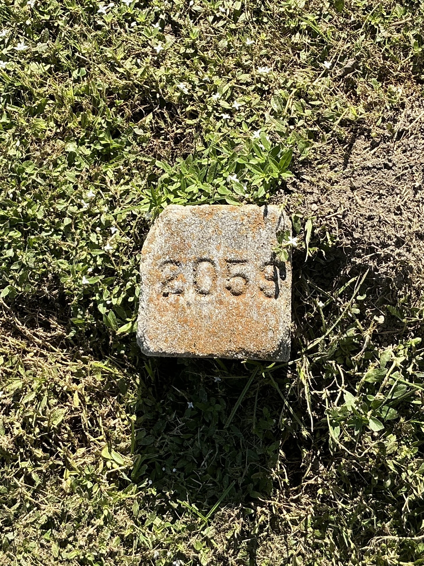 Top of flat marble marker