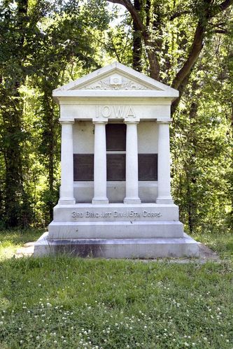 4th, 9th, 26th, 30th Iowa Infantry Monument