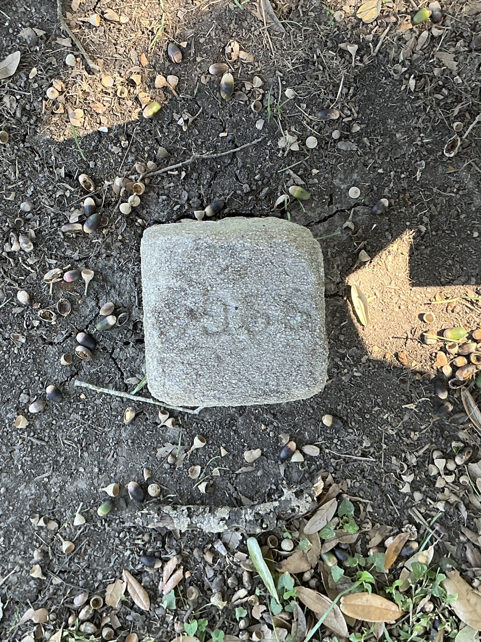 Top of flat marble marker