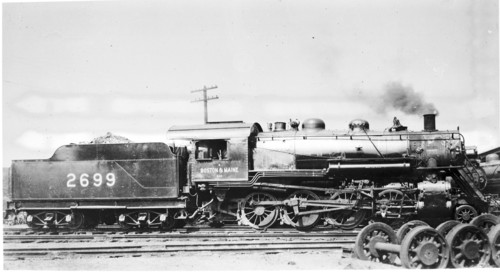 Boston & Maine no. 2699 [2-8-0]