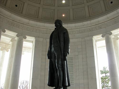 Features at the Jefferson Memorial