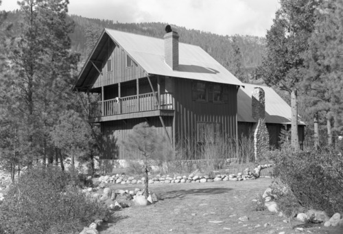 New houses on Section 35 at Wawona.