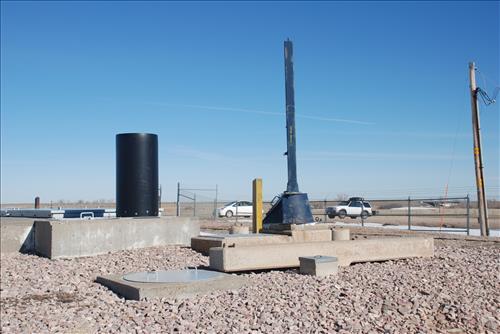 HS 913 Antenna Piers