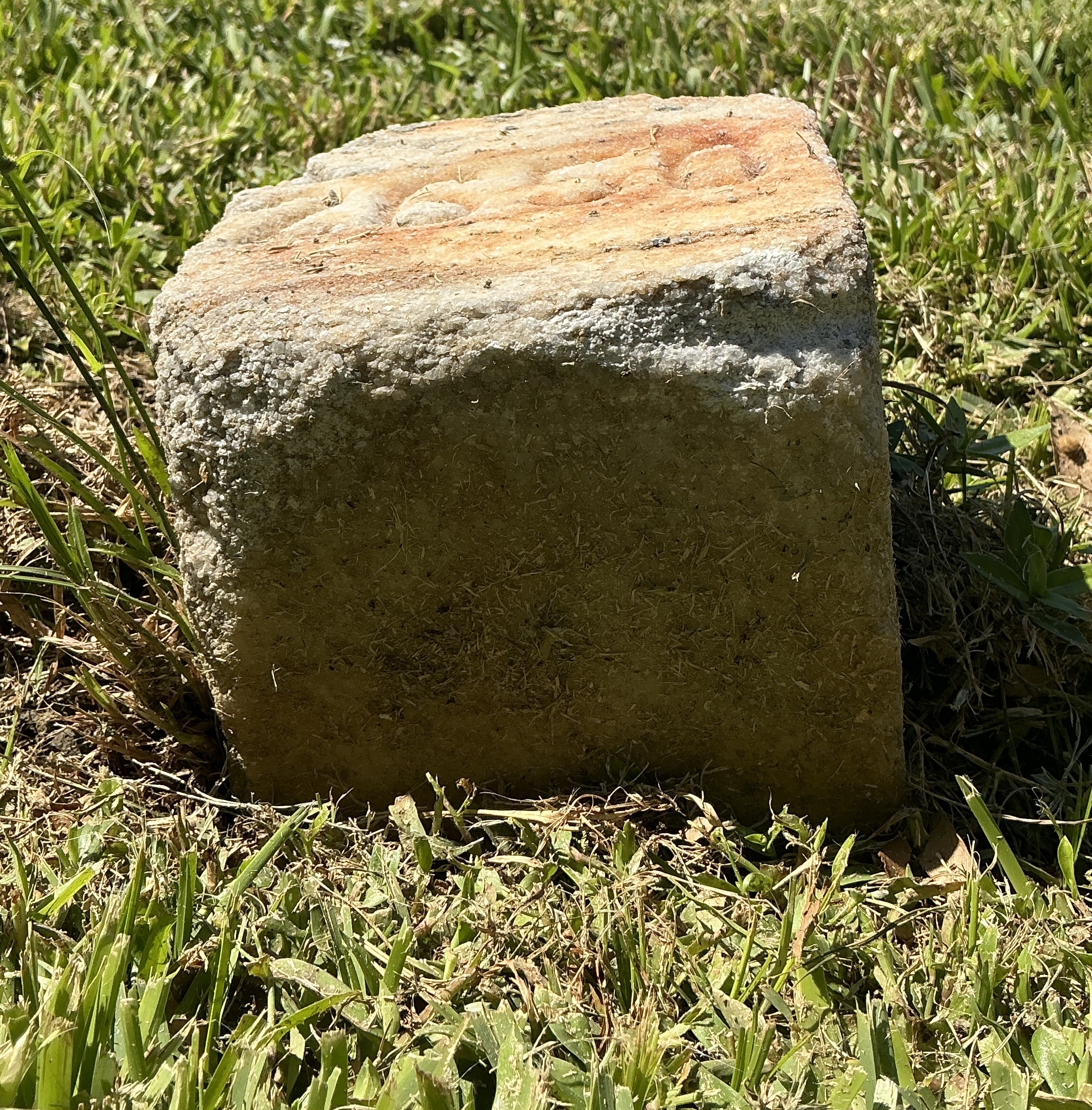 Extra image of flat marble marker