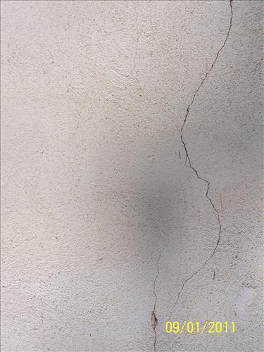 2011 Earthquake Damage to Stucco on Park Historic Building #34