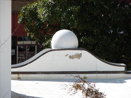 Paint the Quapaw Bathhouse at Hot Springs National Park in August 2009