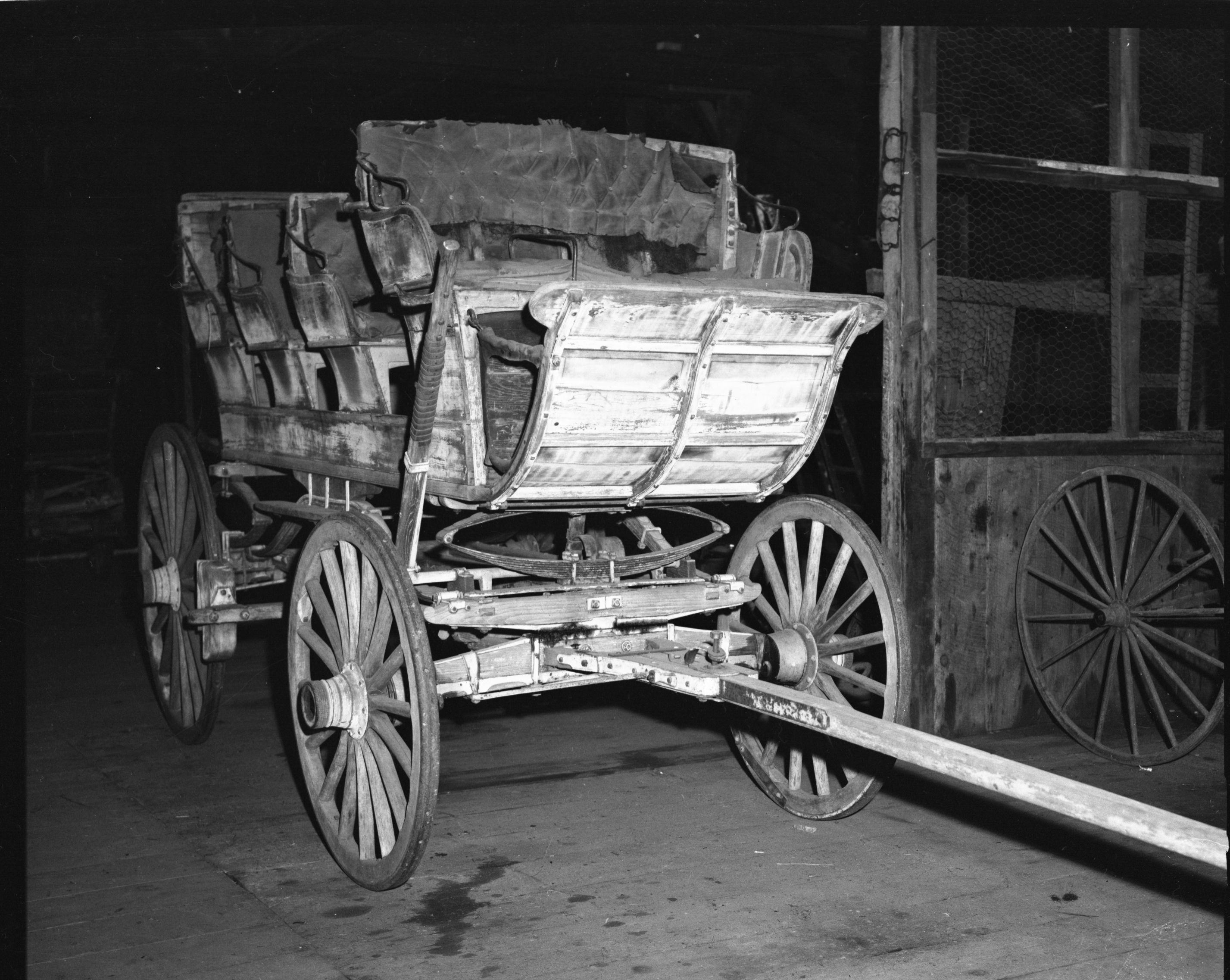 Mahta 11-passenger stagecoach. Manufactured by Schofield & Alvord, Merced.
