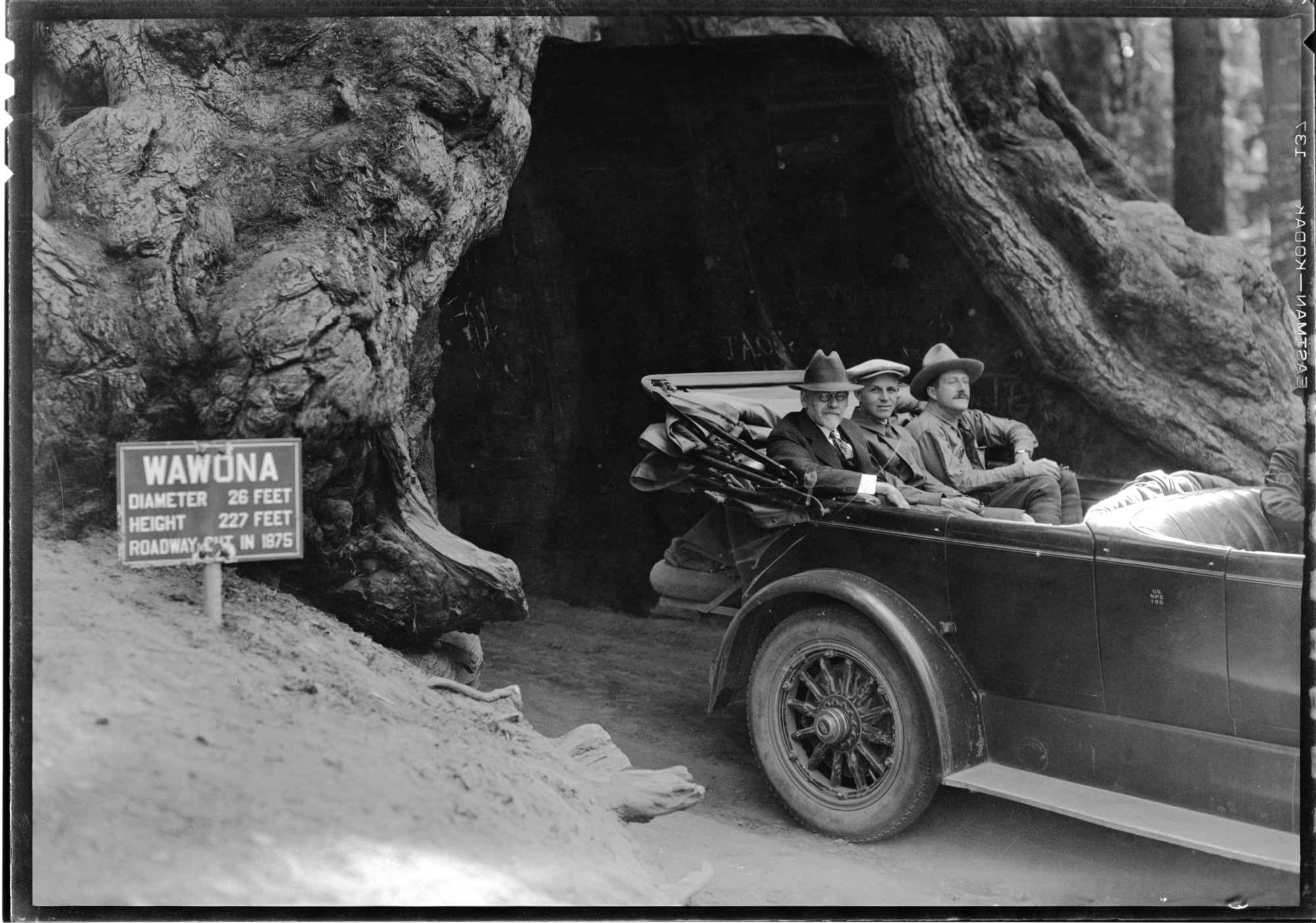 L-R: Mr. William Storey (Pres. of Santa Fe R.R.), F. J. Taylor and Barrington Moore from N.Y. (Member of Pres. Coolidges Commission on National Parks and Forest boundaries).