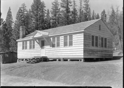 New mess hall at Wawona.