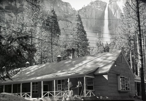 Oak Cottage at Yosemite Lodge nearing completion.