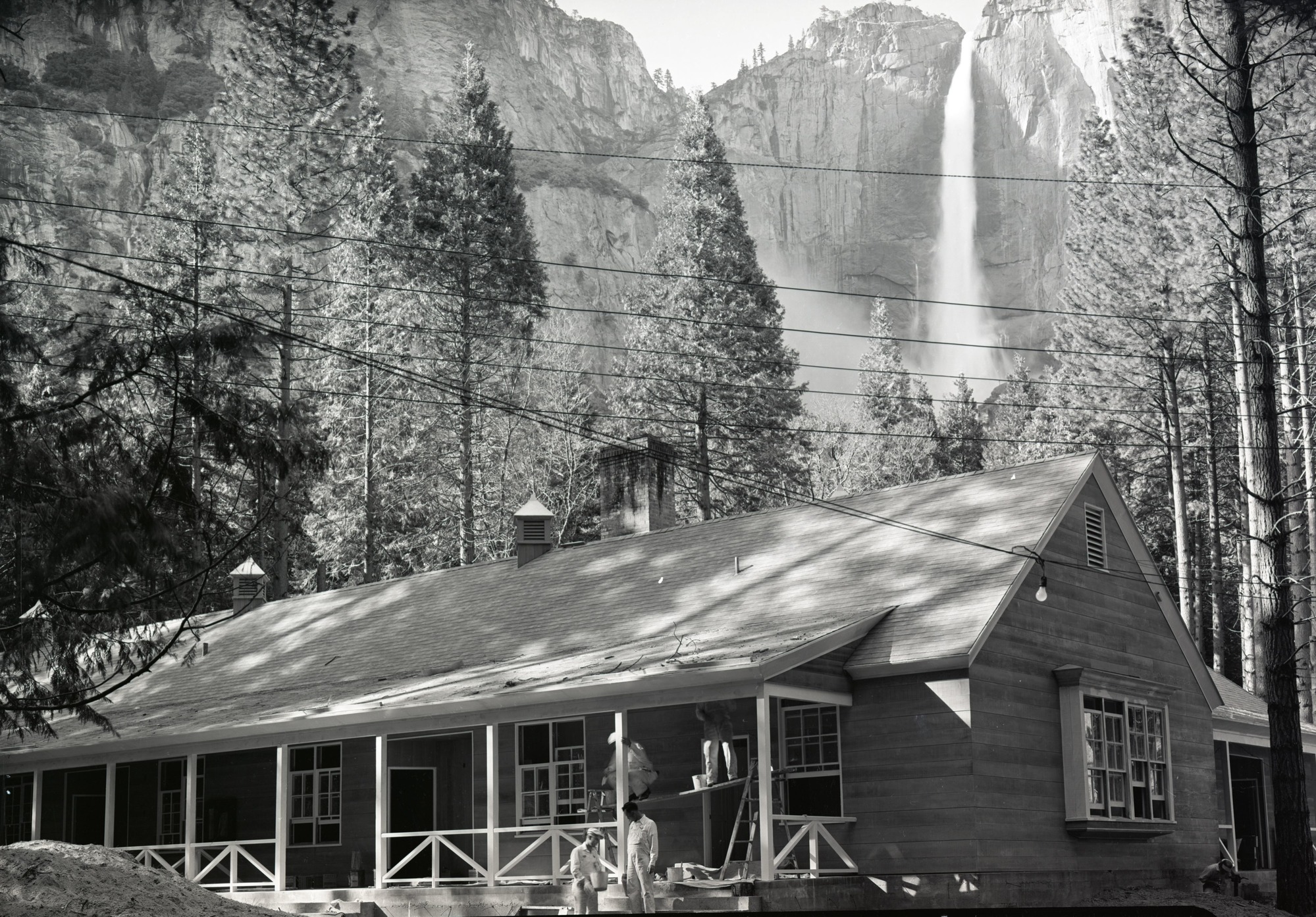 Oak Cottage at Yosemite Lodge nearing completion.