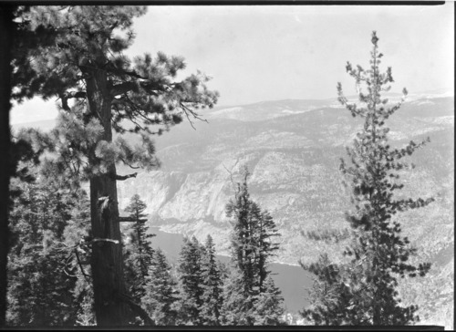 Hardin Lake Road. View of Hetch Hetchy Lake.