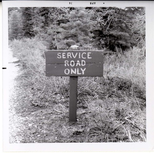 Road sign reading 'Service Road Only' in Kolob Canyon.