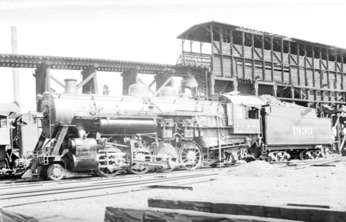 Illinois Central no. 1933 [2-8-2]