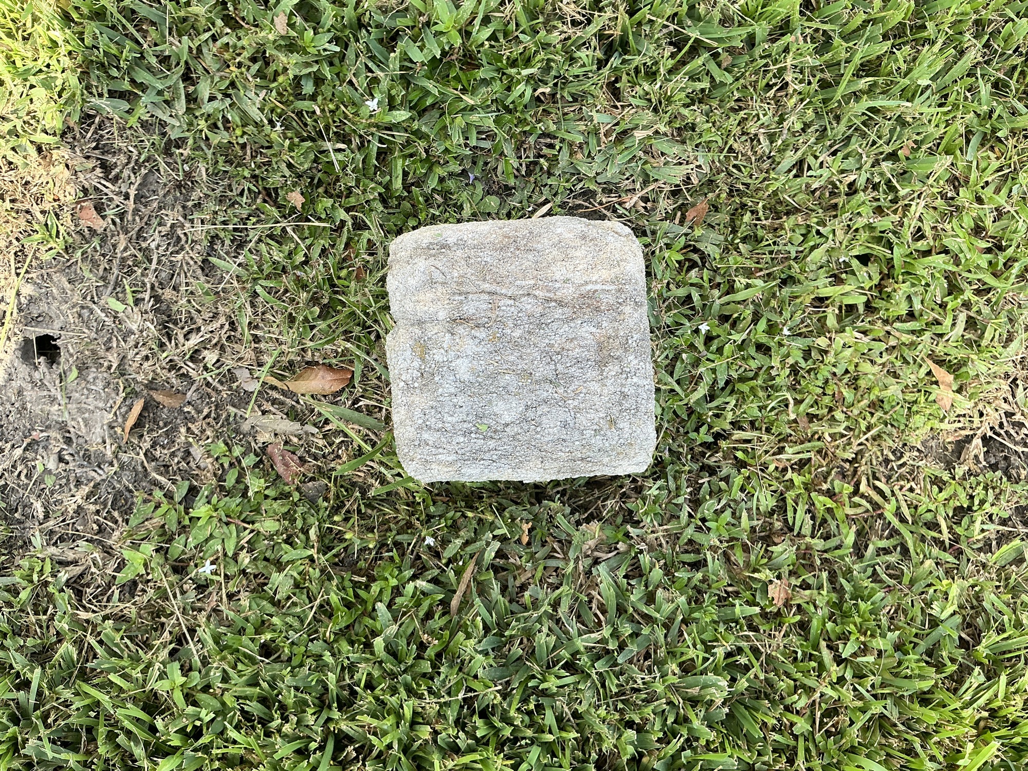 Top of flat marble marker