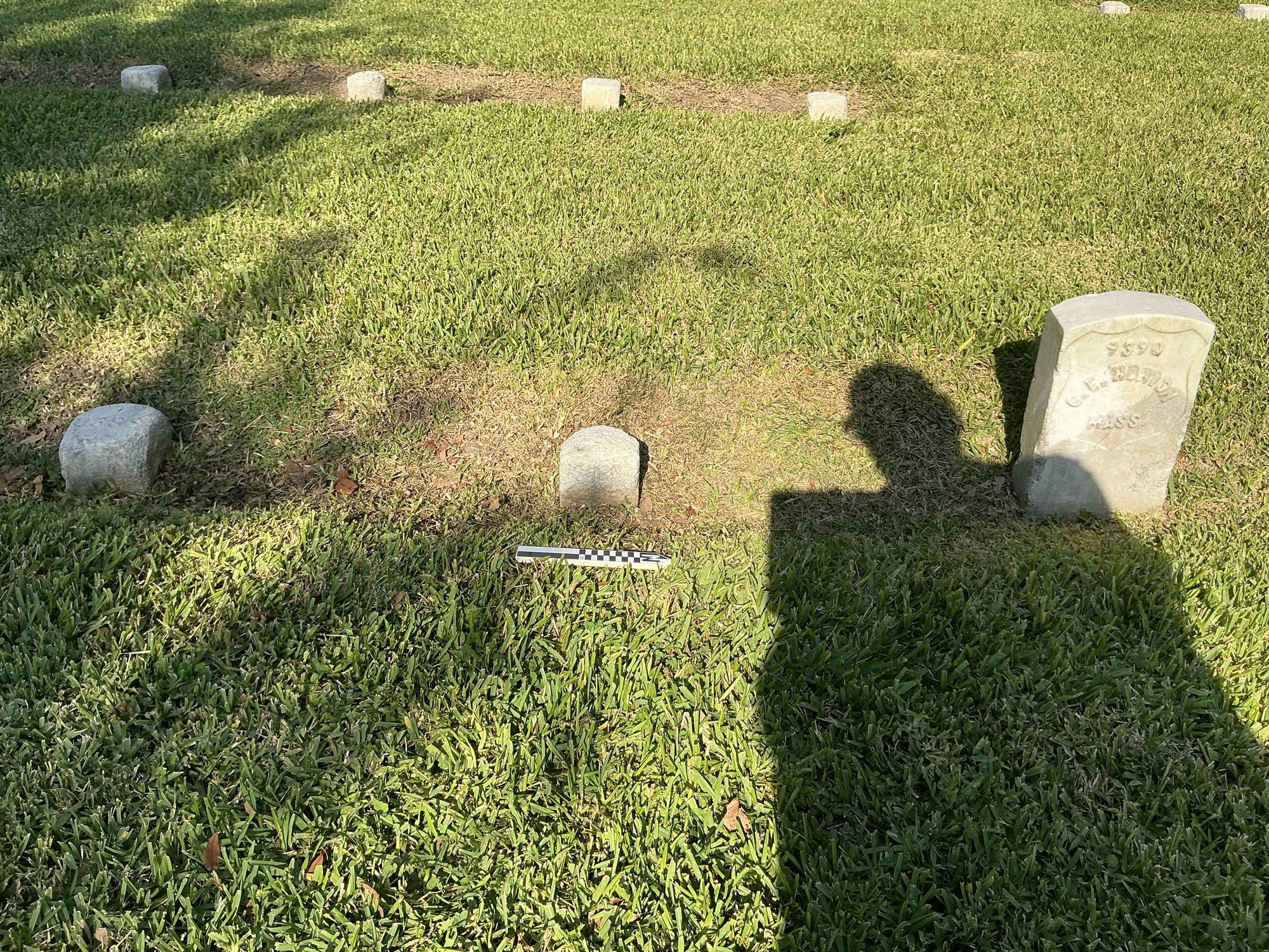 Extra image of flat marble marker