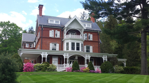 Mansion in Spring 