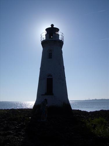 Cockspur Island Lighthouse during low-tide at Fort Pulaski National Monument in June 2007