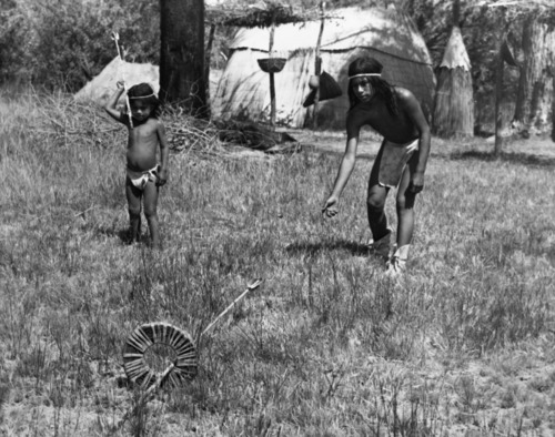 Copy Neg: April 2001, L. Radanovich. Hoop and pole game. Copied from the Frank Latta photo collection in the Yosemite Museum. (Box 7 - Skills, Calif. Native American Life file).