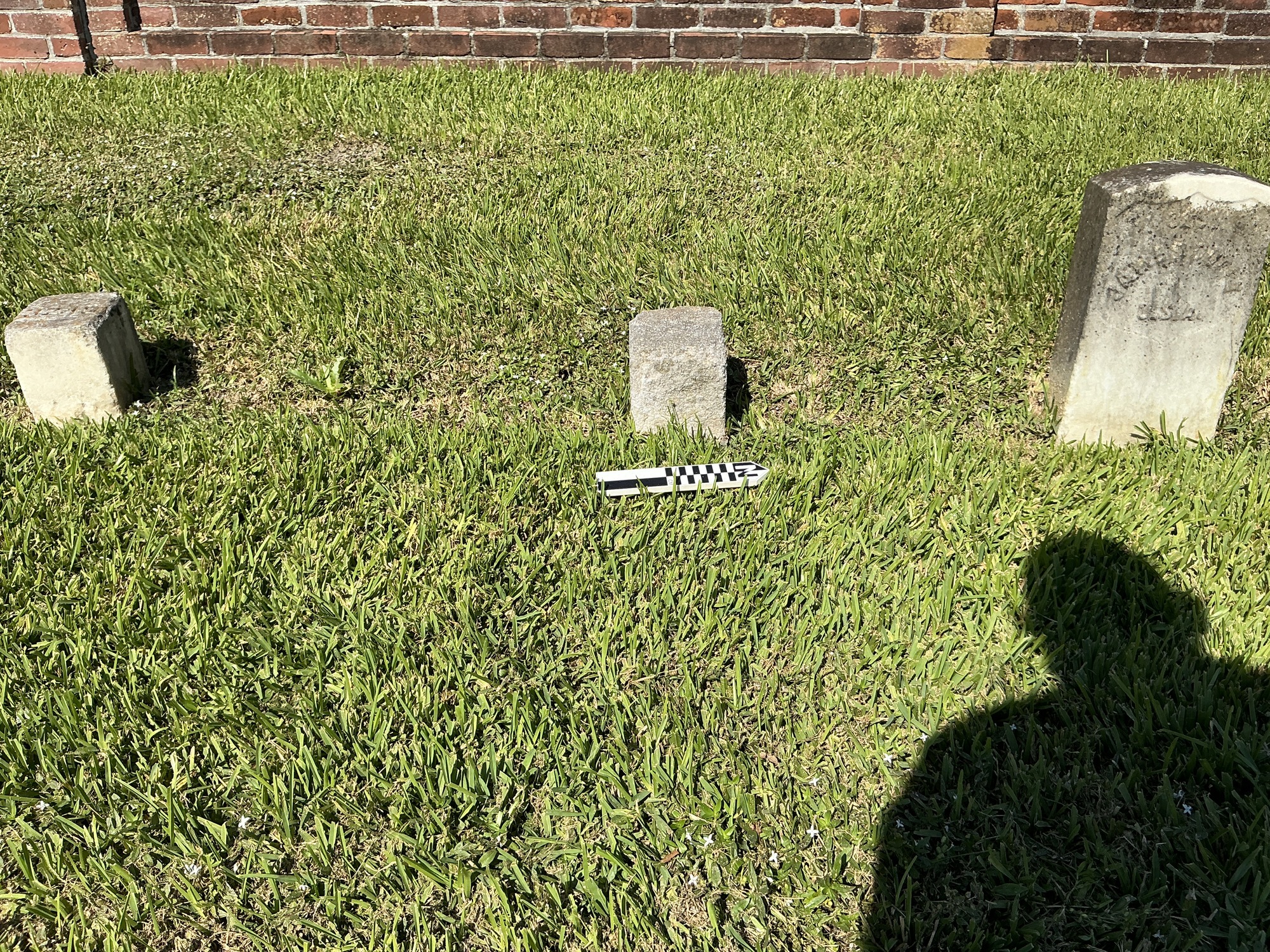 Extra image of flat marble marker