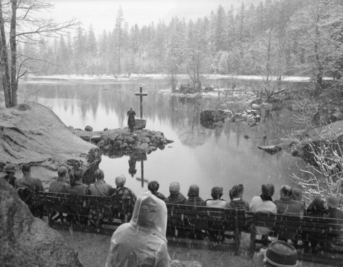 Mirror Lake on Easter Sunday.