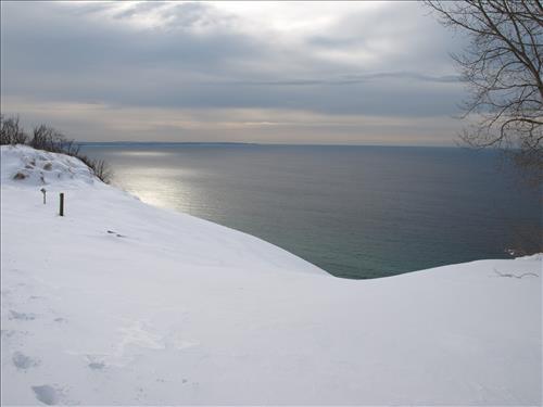 SLBE 5 Pierce Stocking Scenic Drive - Lake Michigan Overlook Winter