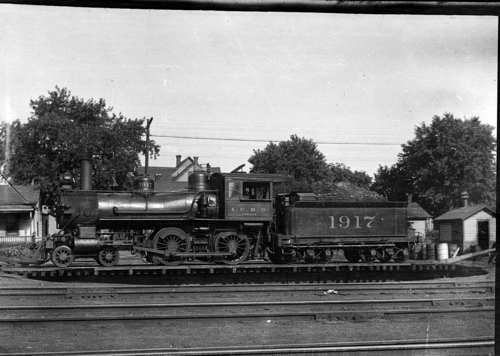 Illinois Central no. 1917 [4-4-0]