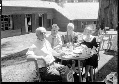 Lunching at Big Trees. L-R: Wm. McCarthy, S.F.; Eric Cullenward, Sacramento; Gov. Wilbur Cross, Conn.; Miss Virginia McCaslin, Memphis, Tenn.