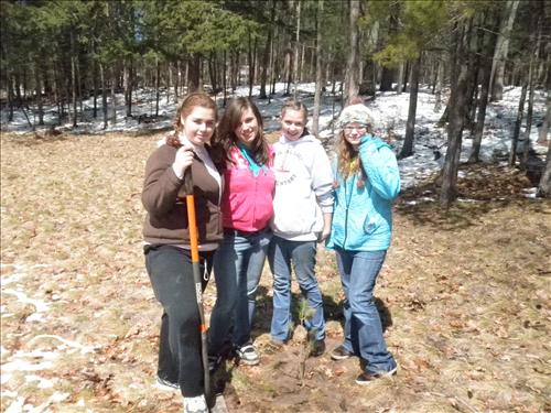 SLBE Benzie Central Earth Day 2011 Students Planting Trees