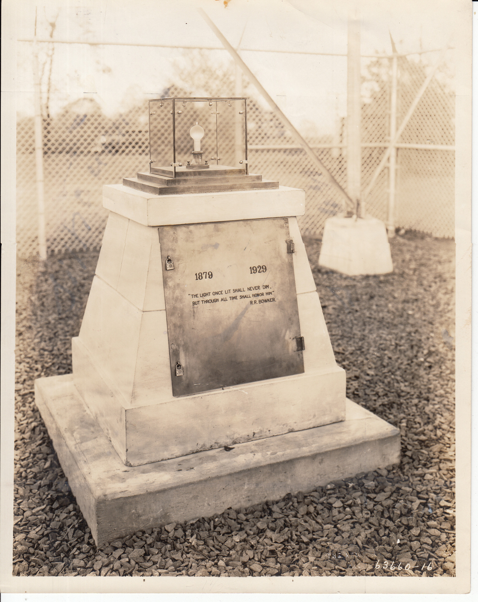 "Perpetual Light" at base of first Edison Tower, Menlo Park, New Jersey, model of incandescent lamp atop concrete pedestal.