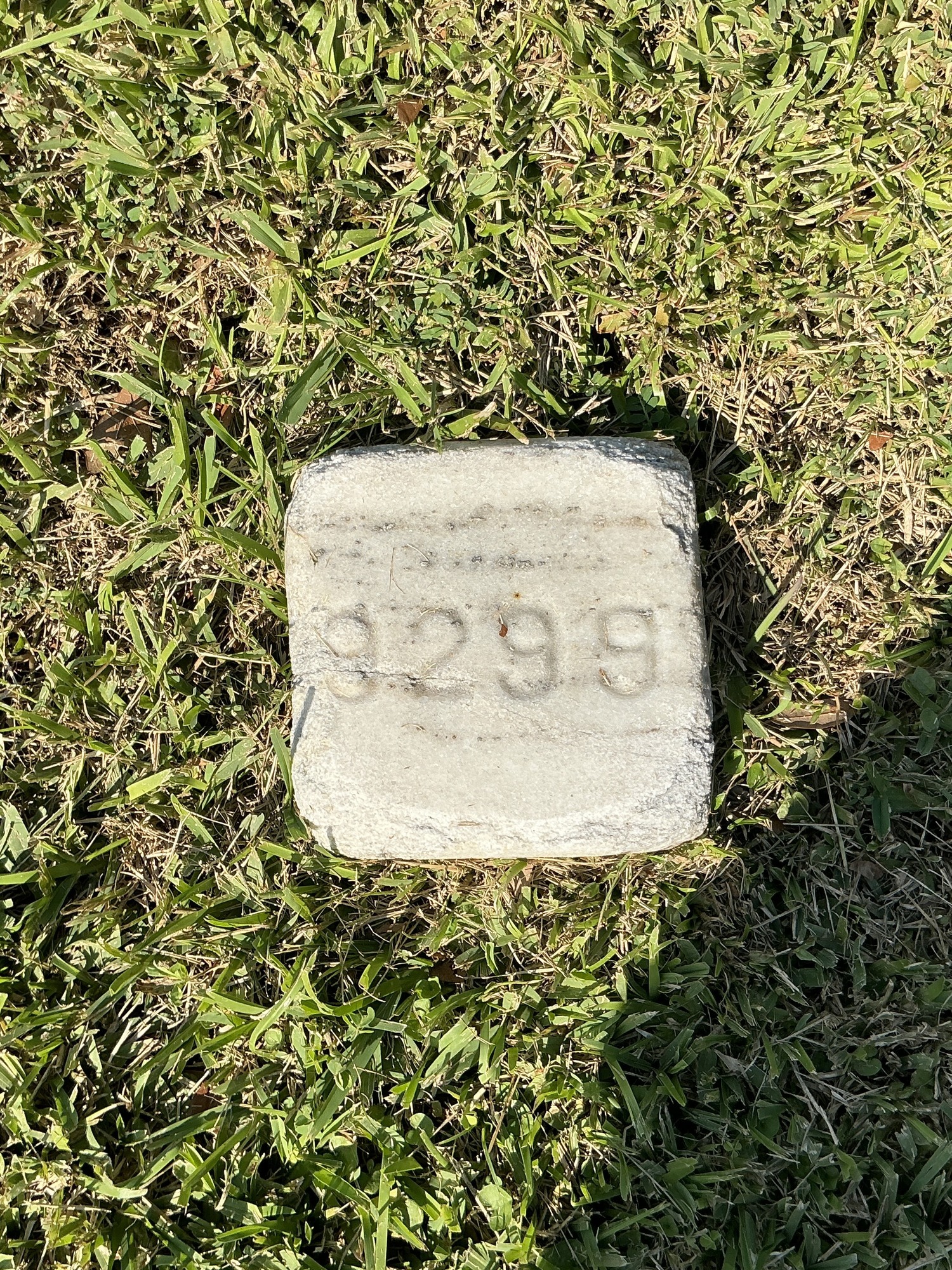Top of flat marble marker