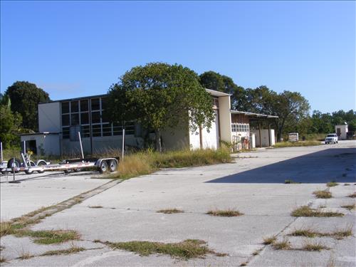 Abandoned buildings at Flamingo to be Demolished