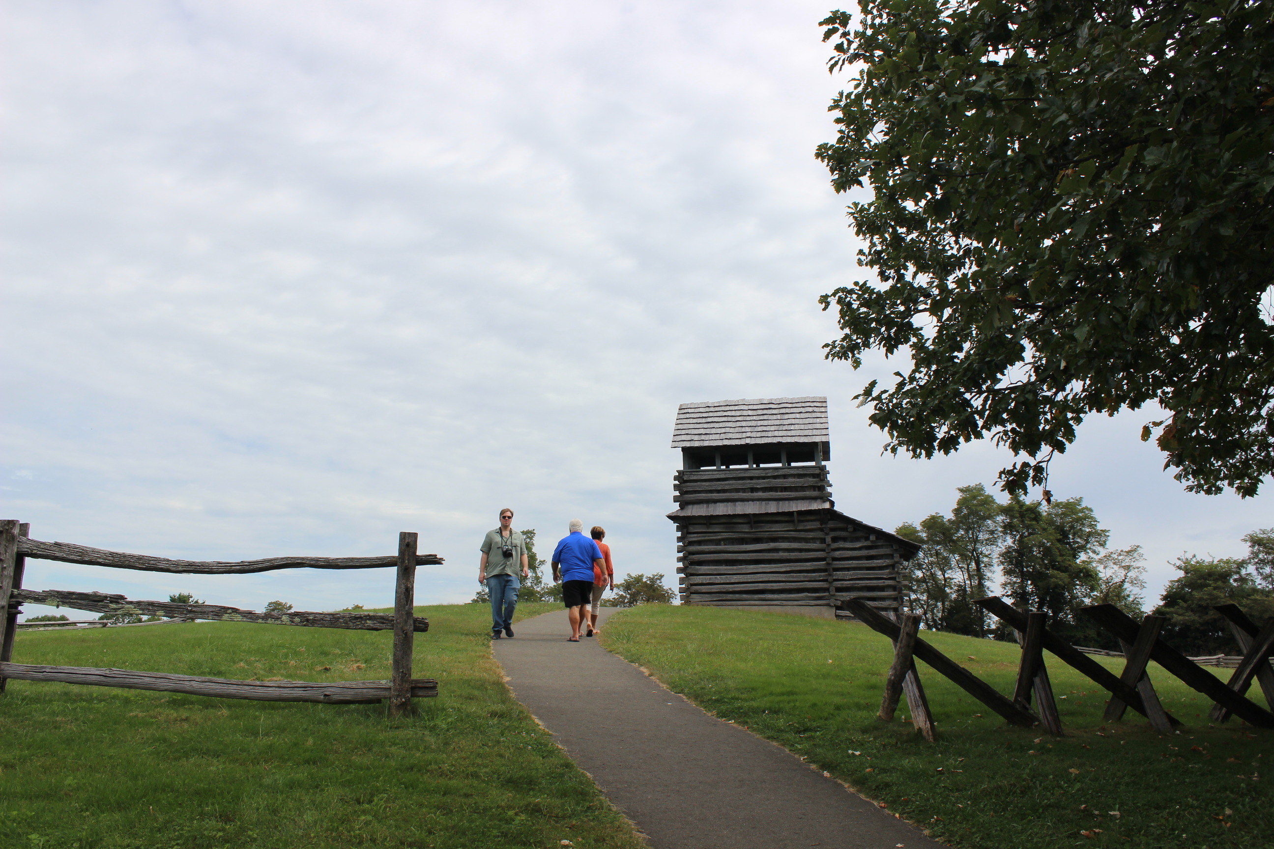 Walking to Groundhog Mountain Firetower