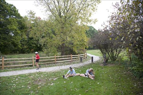 Fall Fun Run stretching
