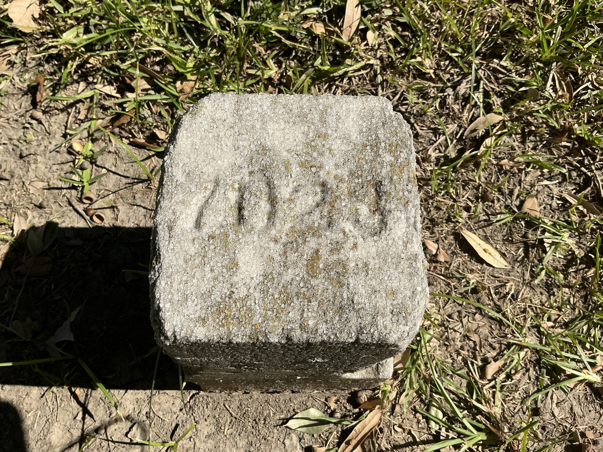 Top of flat marble marker