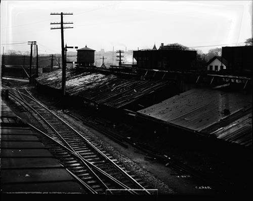 C4342-C4349--Syracuse, NY--Along West Feyette Street near Magnolia Street--Broken down coal trestle