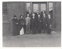 Thomas Edison with Mina Edison, Madeleine Edison, Orville Wright, third from left, John Sloane, second from right, bottom row, and others.. 