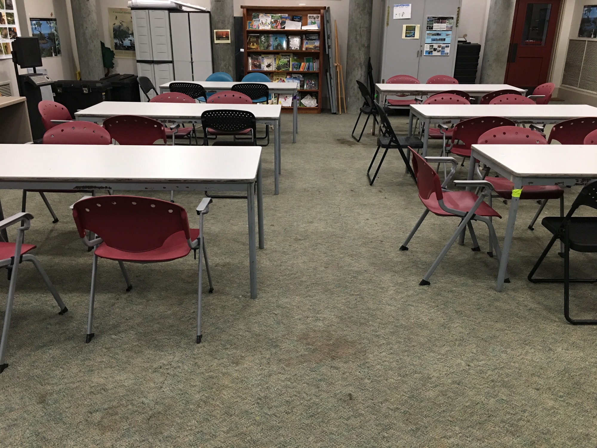 Carpet picture of front classroom