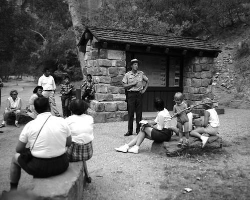 Lloyd Sandberg giving Narrows Trail nature walk.