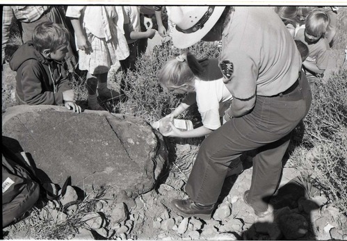 BW Photos of Junior Ranger Activities in Zion.