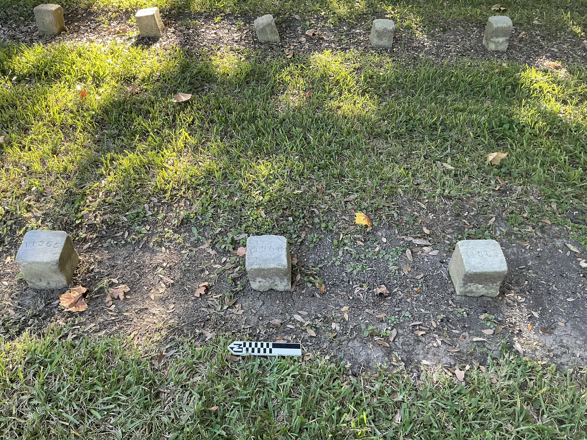 Extra image of flat marble marker