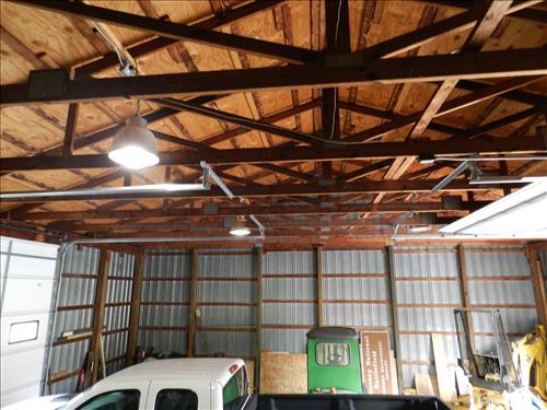 Maintenance lower bay