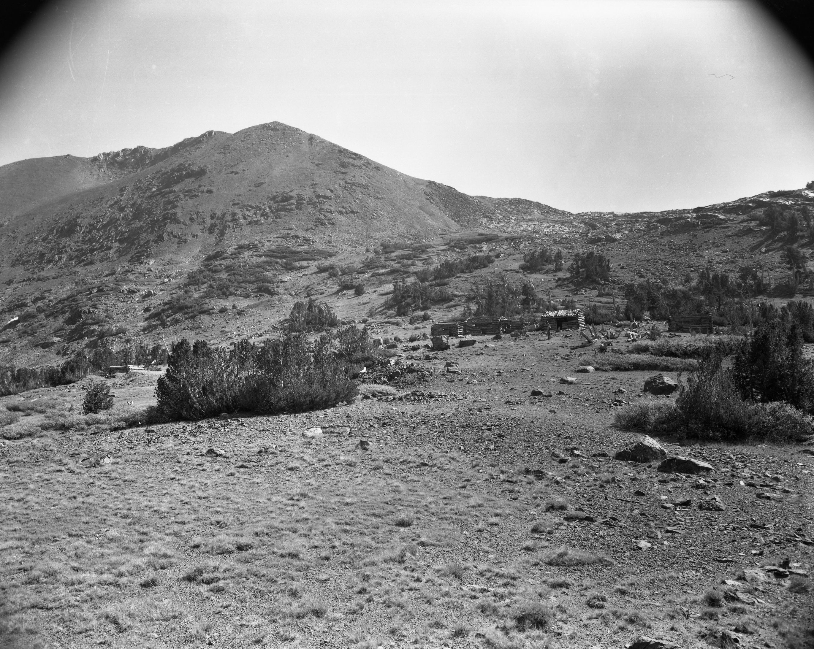 Golden Crown Cabin (several negs)
